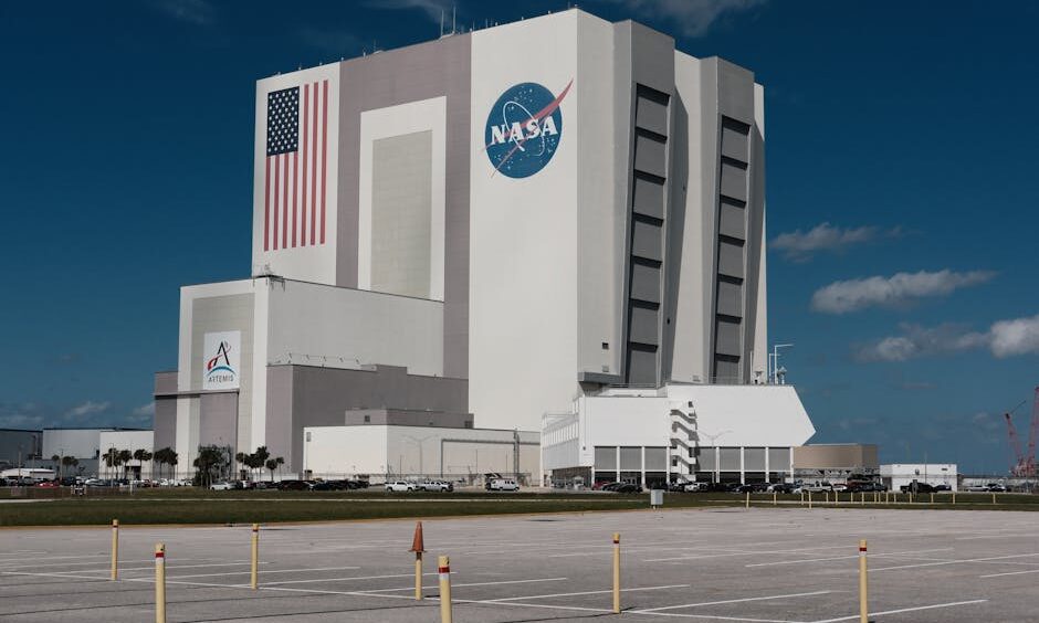 Industry Moon Lander Training Cabin Lands at NASA for Artemis – NASA (.gov)