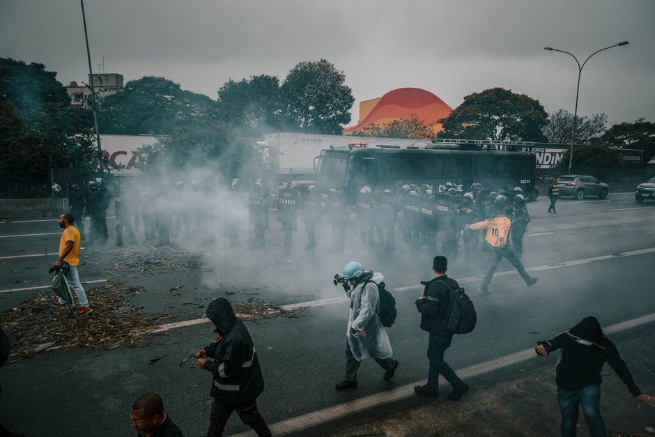 Can’t have sabka vishwas with tear gas and lathi – The Indian Express